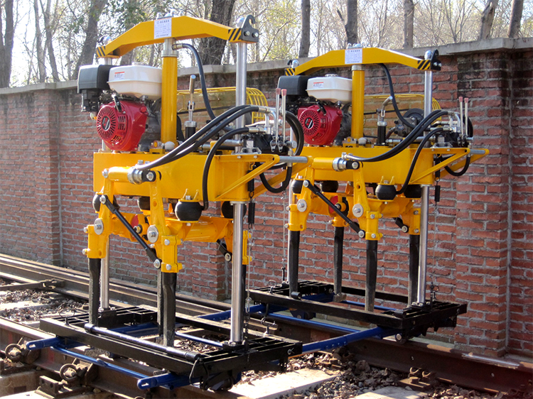 YD-22型液壓(yā)線路搗固機(jī)