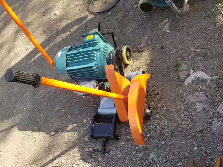 DQG-4型電動(dòng)鋼軌鋸(jù)軌機 