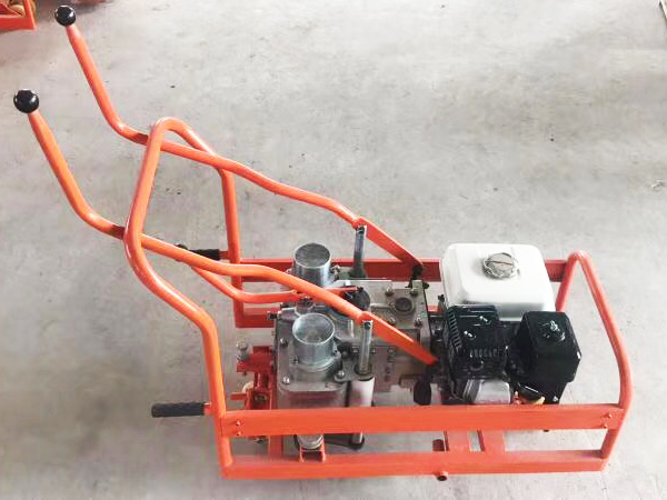 NLB-600型雙(shuāng)頭内燃螺栓(shuān)扳手 