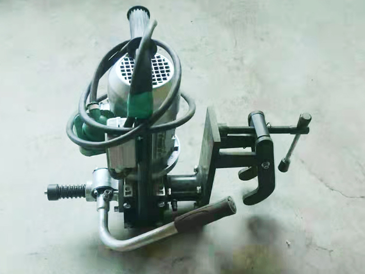 DZG-31型電動空(kōng)心鋼軌鑽孔(kong)機 